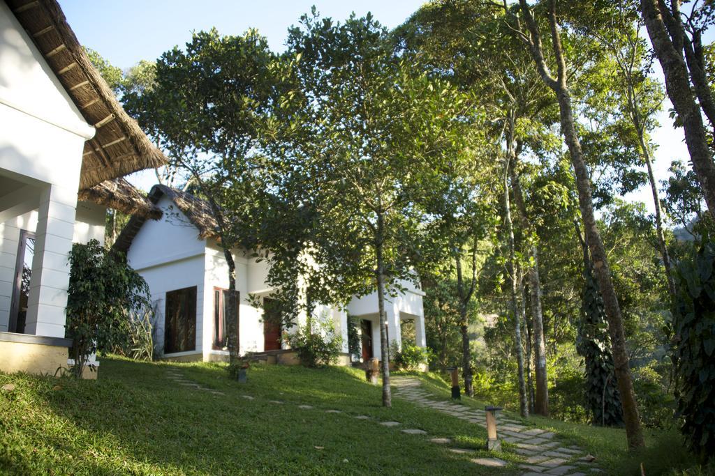 Niraamaya Retreats Cardamom Club Thekkady Esterno foto