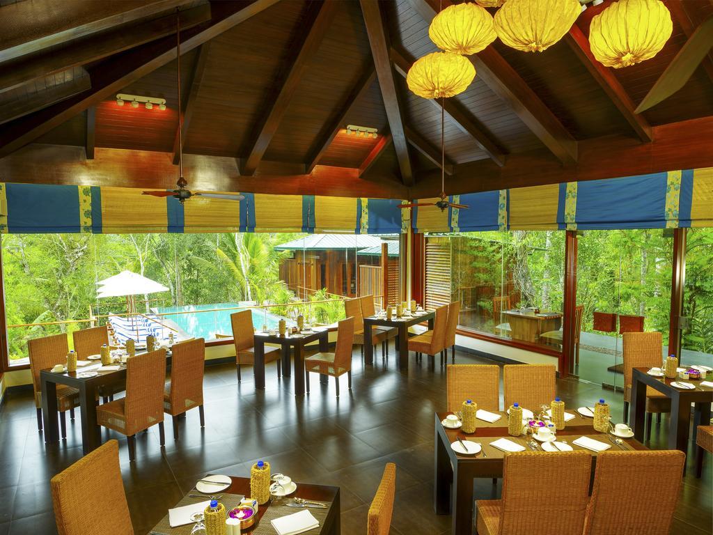 Niraamaya Retreats Cardamom Club Thekkady Esterno foto