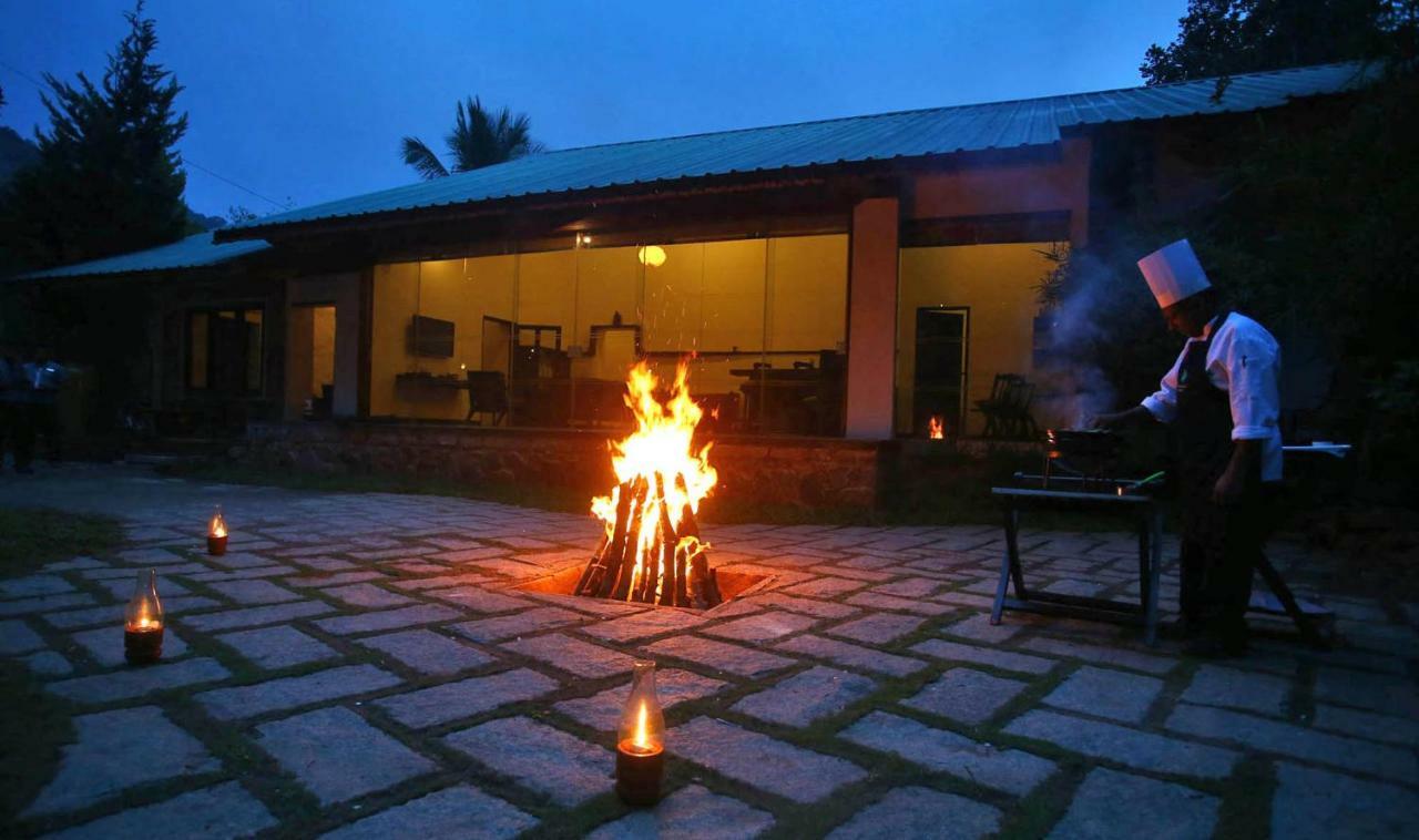 Niraamaya Retreats Cardamom Club Thekkady Esterno foto