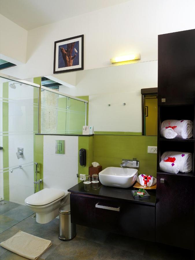 Niraamaya Retreats Cardamom Club Thekkady Esterno foto